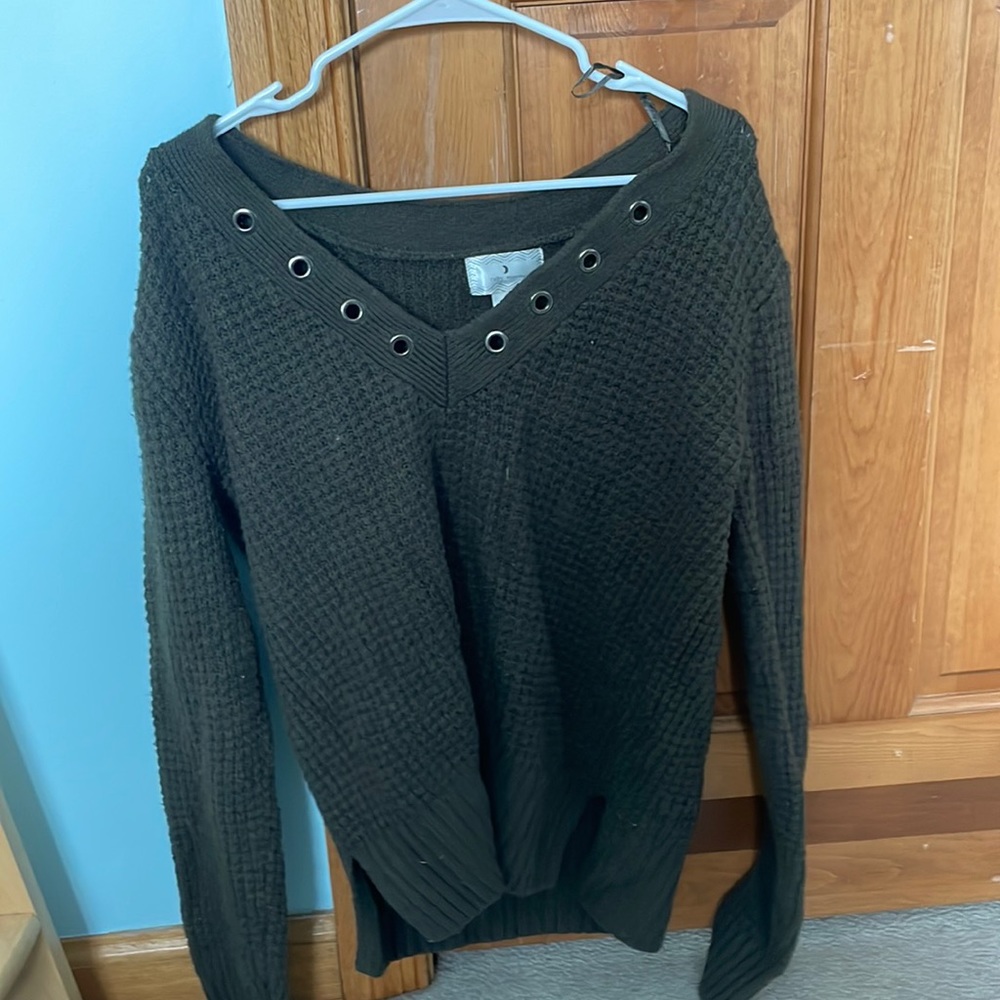 Earth Toned green sweater